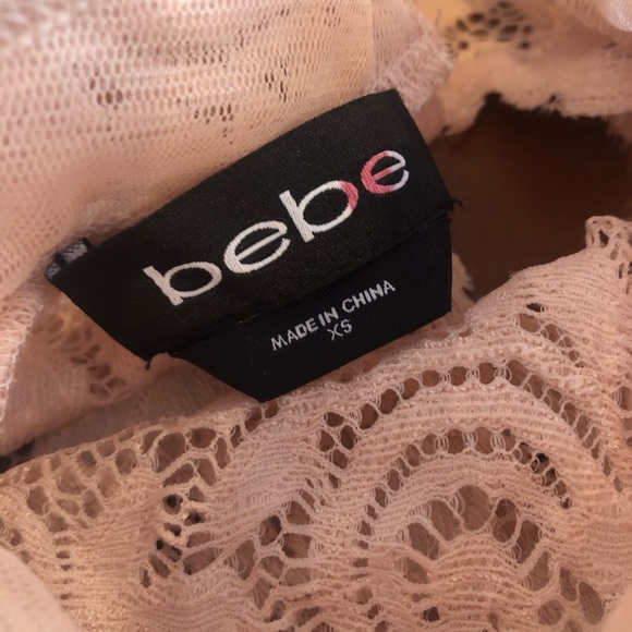 Bebe Lace Romper Lined Light Pink Long Sleeves Shorts Size XS - Picture 4 of 8